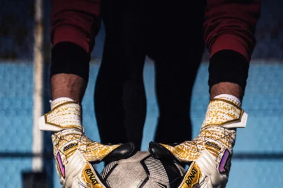 novas luvas de guarda-redes Rinat Xtreme Guard Pro - Blogs - Fútbol Emotion Portugal - capa.webp